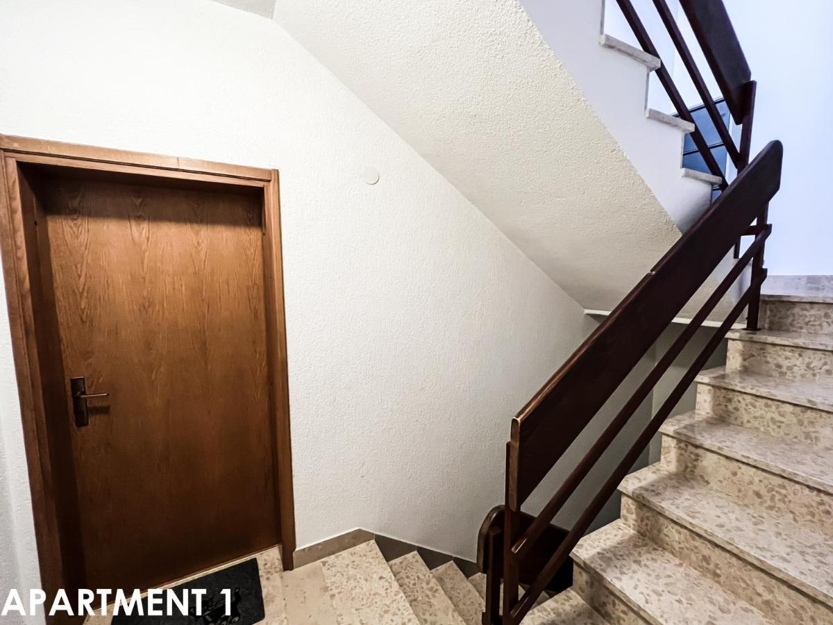 Maestral Apartments Vrsar Bagian luar foto