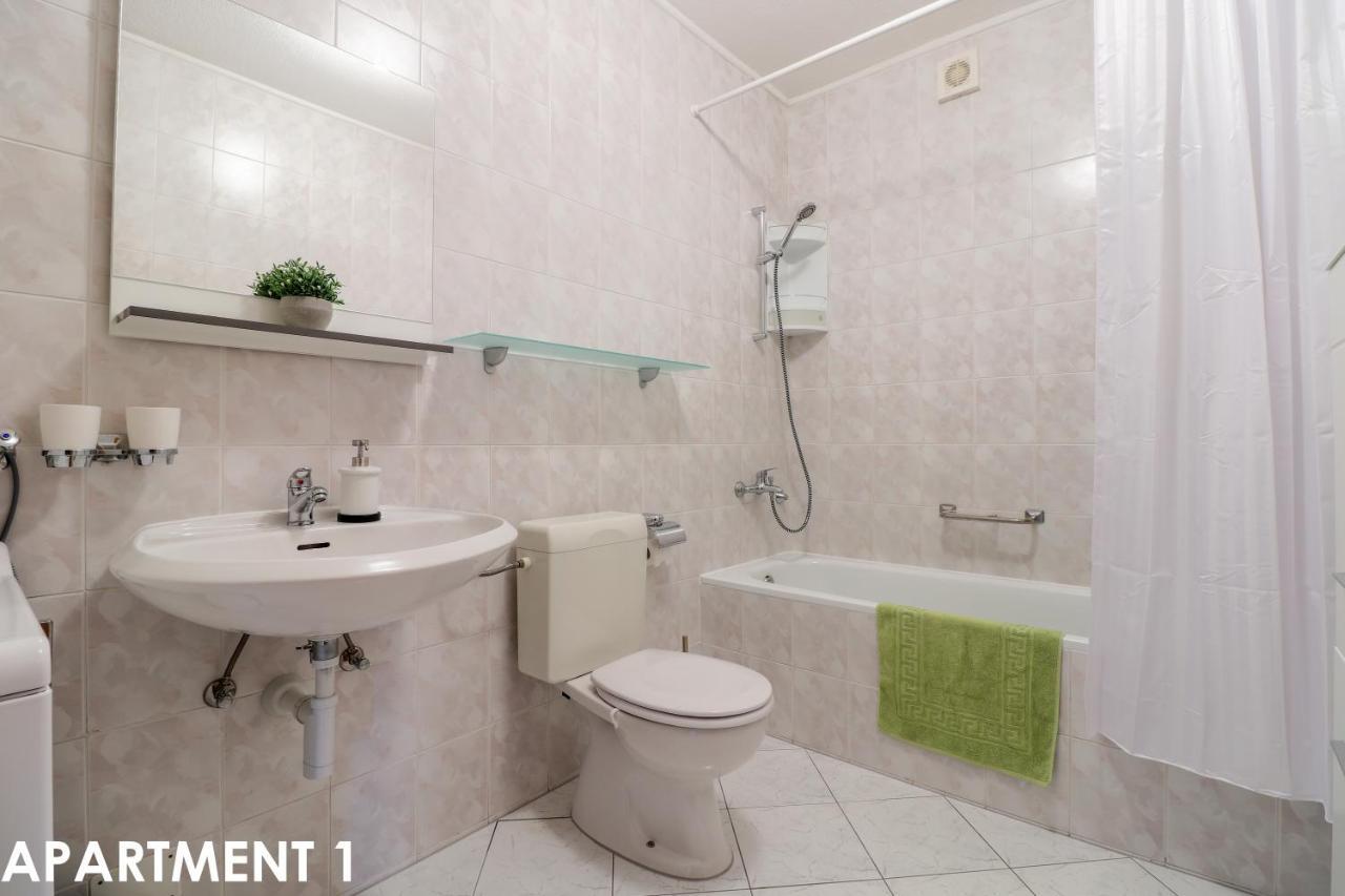 Maestral Apartments Vrsar Bagian luar foto