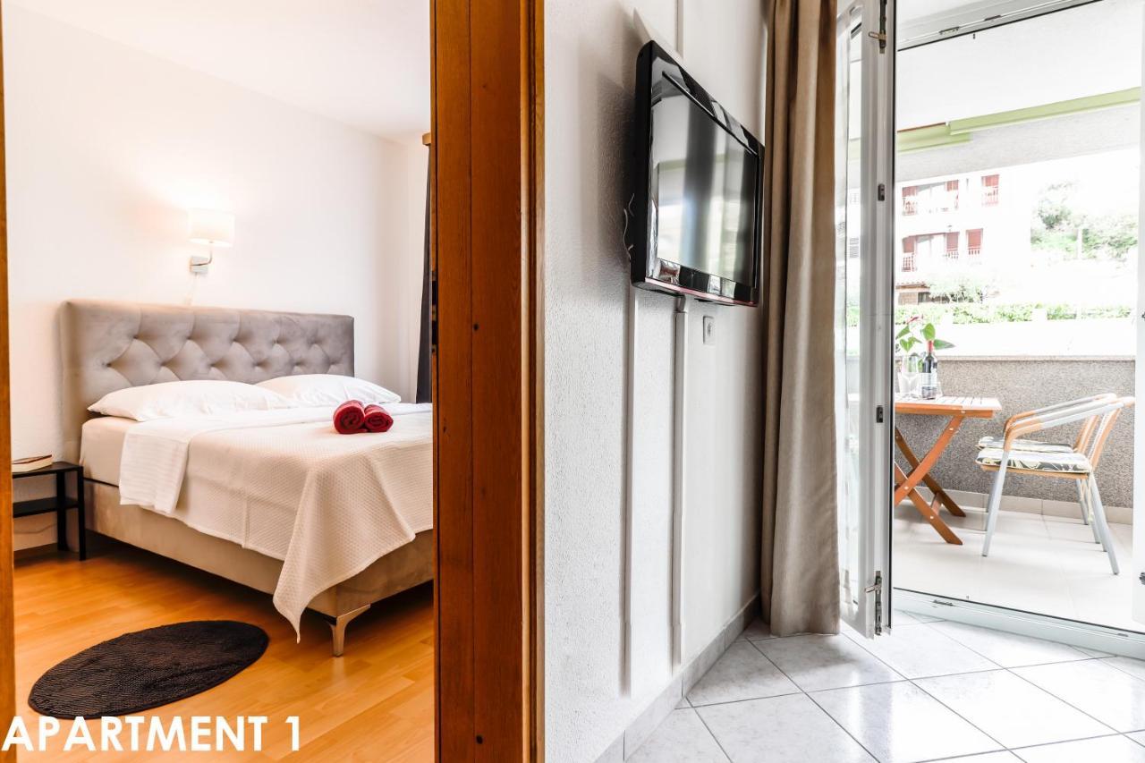 Maestral Apartments Vrsar Bagian luar foto