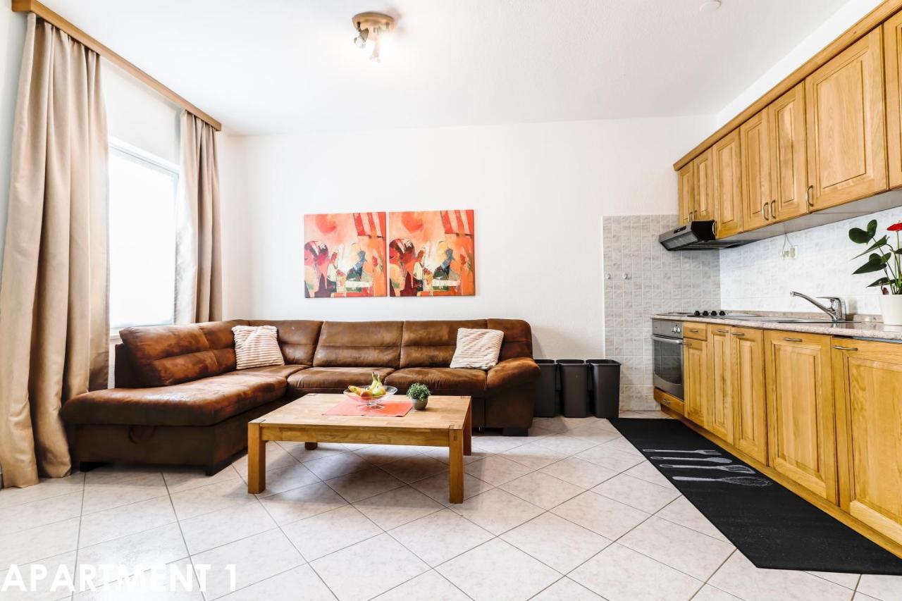 Maestral Apartments Vrsar Bagian luar foto